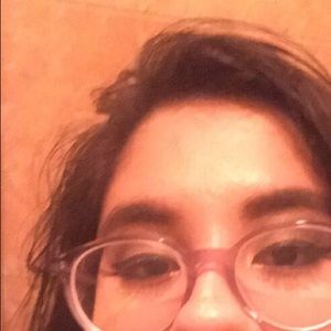 Meet your Posher, Emely